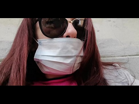 ❤️ Nicoletta neem wraak op haar buurman en piepie in sy motorhuis (Spesiale Covid19 Italiaanse kwarantyn) ❤️ Net pornografie by ons