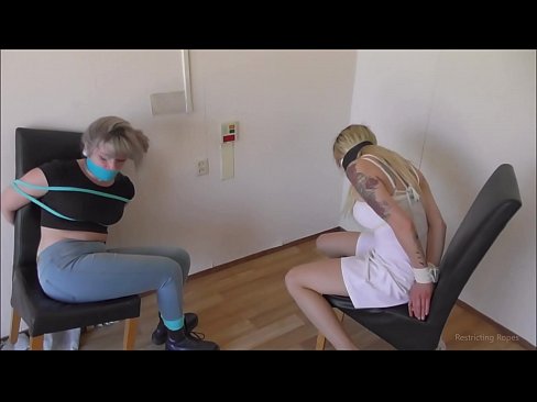 ❤️ Verslaaf / vasgebind en gesnoer / meisie in nood ❤️ Net pornografie by ons