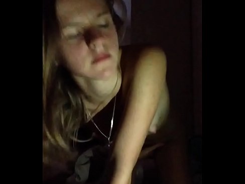❤️ ’n Meisie masturbeer en kom klaar ❤️ Net pornografie by ons